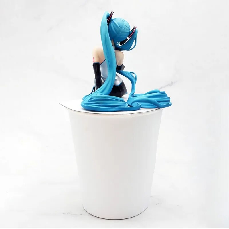 New 14CM Anime Sitting Hatsune Miku Figures kawaii Long Hair Sakura Action Toys Girls PVC Figure Model Toys Girl